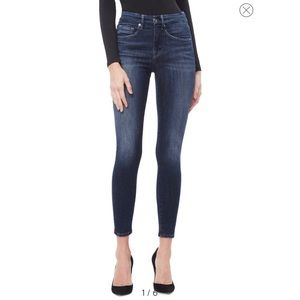 Good American Good Legs Skinny Jeans